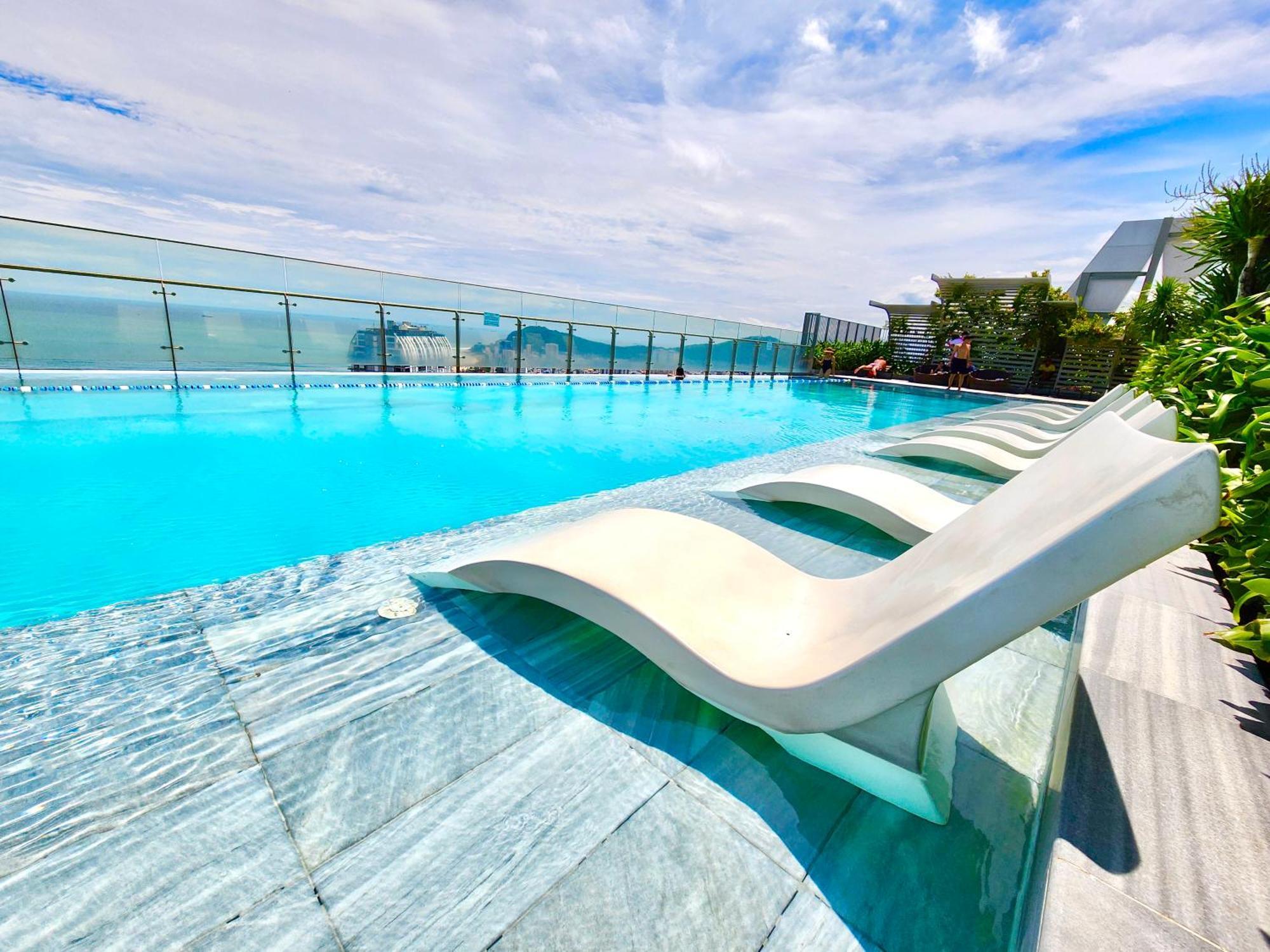 Nang'S Apartment - The Song Vung Tau, Pool & Yellow Sand Beach Exterior photo